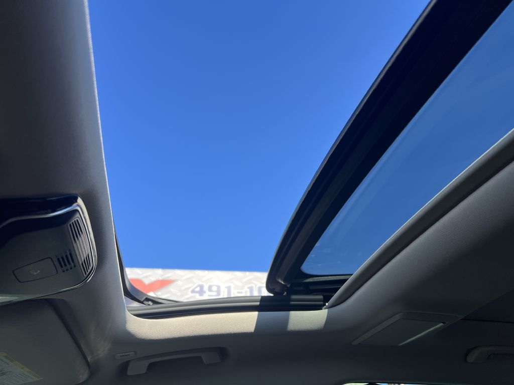 BMW 7-Series 740i 2019