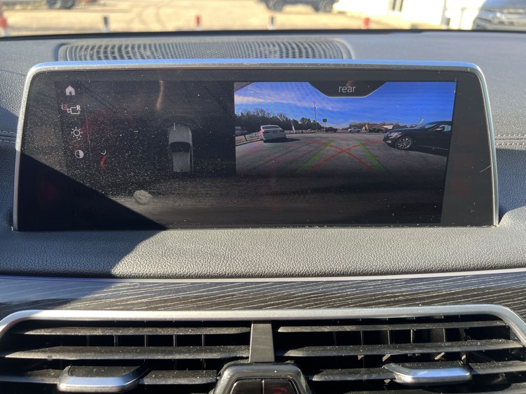 BMW 7-Series 740i 2019