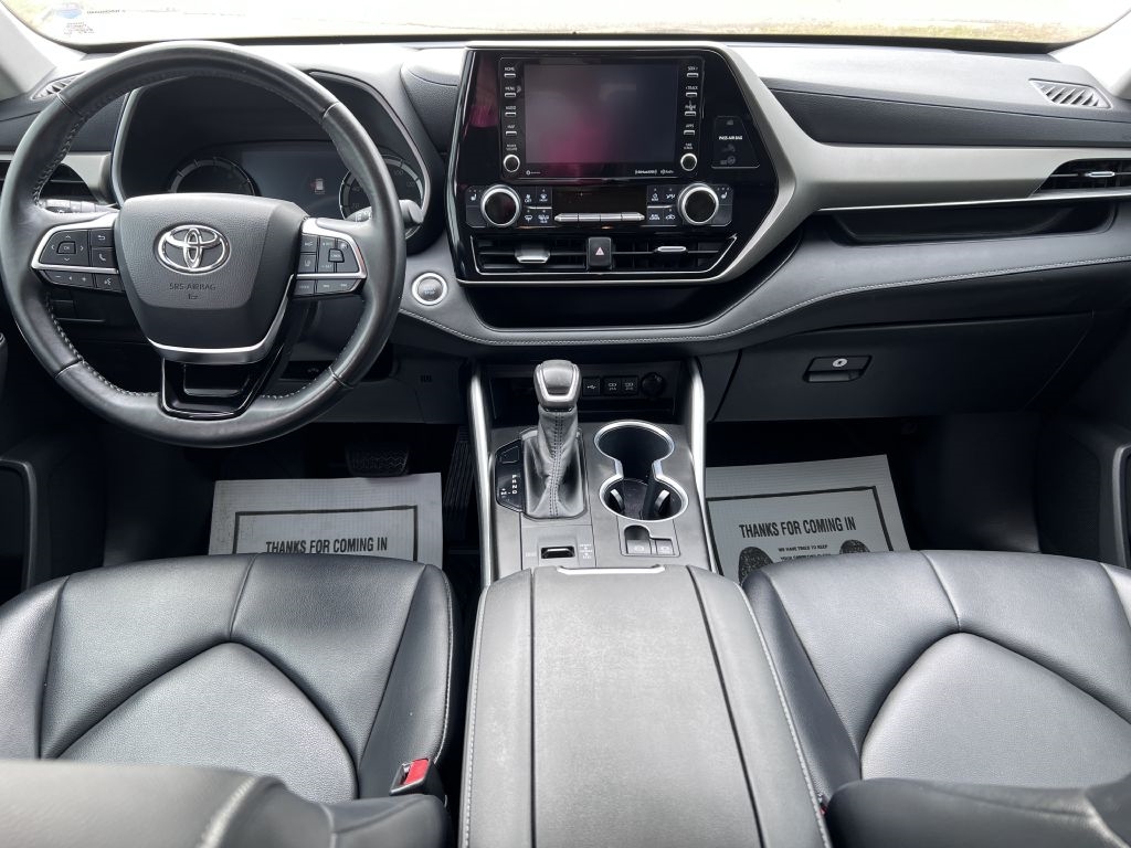 Toyota Highlander XLE Nav FWD V6 2020