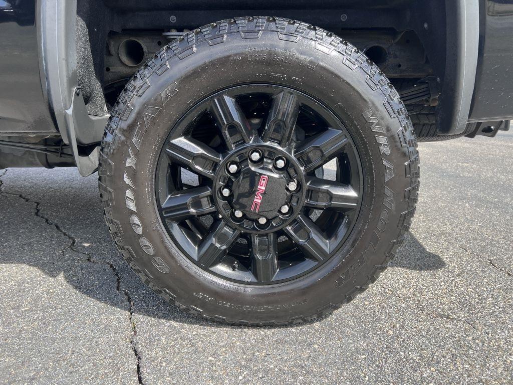 GMC Sierra Denali Crew Cab 4WD 2018