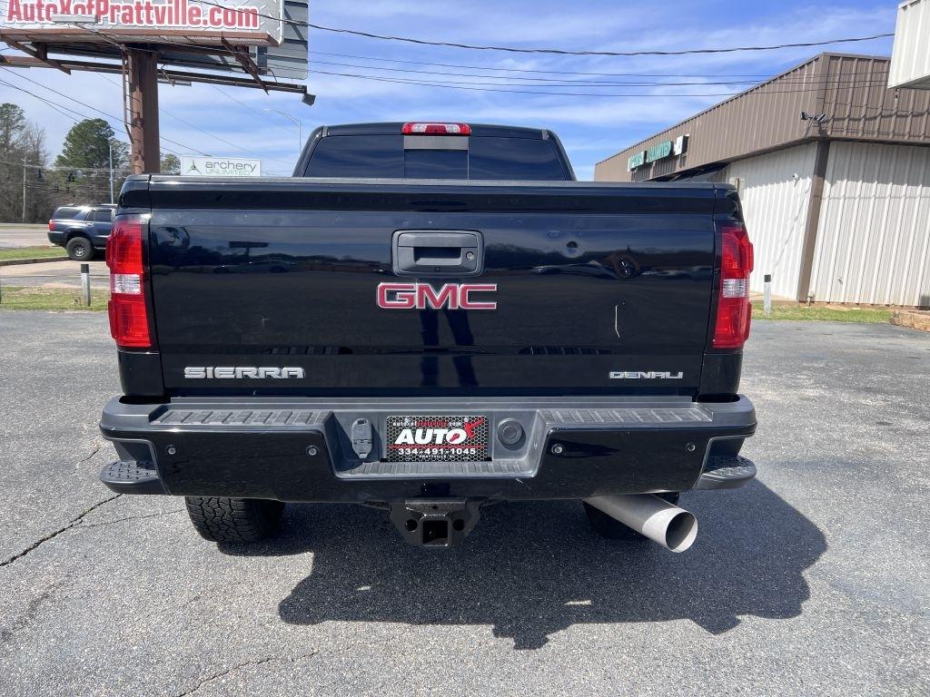GMC Sierra Denali Crew Cab 4WD 2018