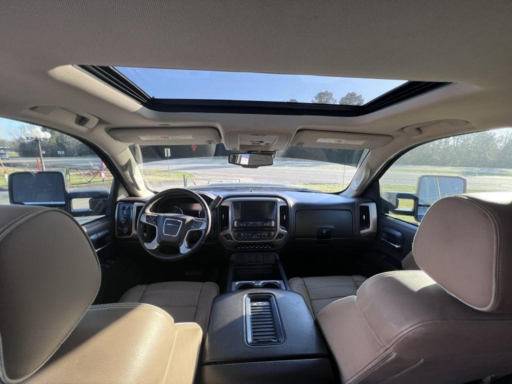 GMC Sierra Denali Crew Cab 4WD 2018