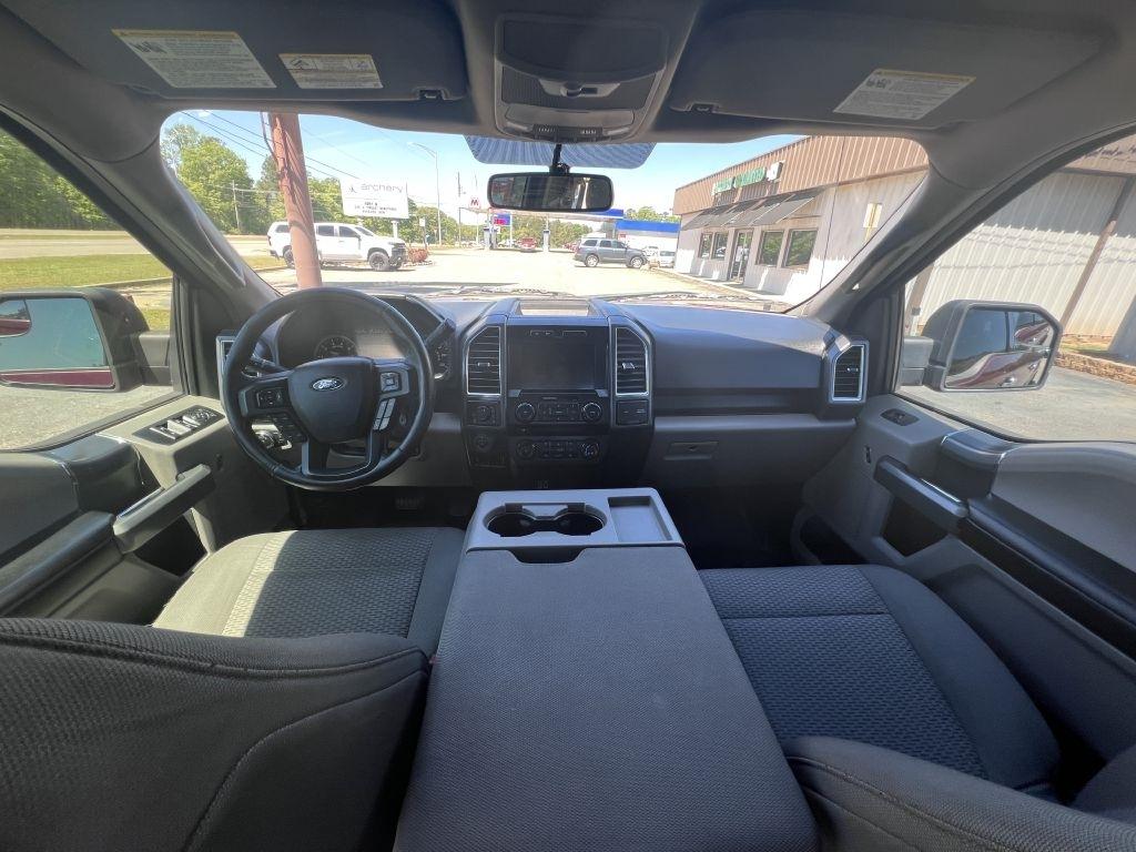 Ford F-150 XL SuperCrew 5.5-ft. Bed 4WD 2016