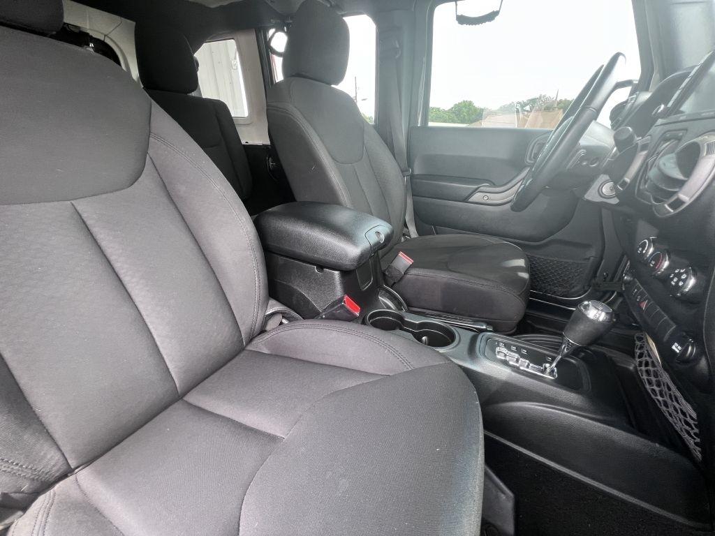 Jeep Wrangler Unlimited Sport 4WD 2017