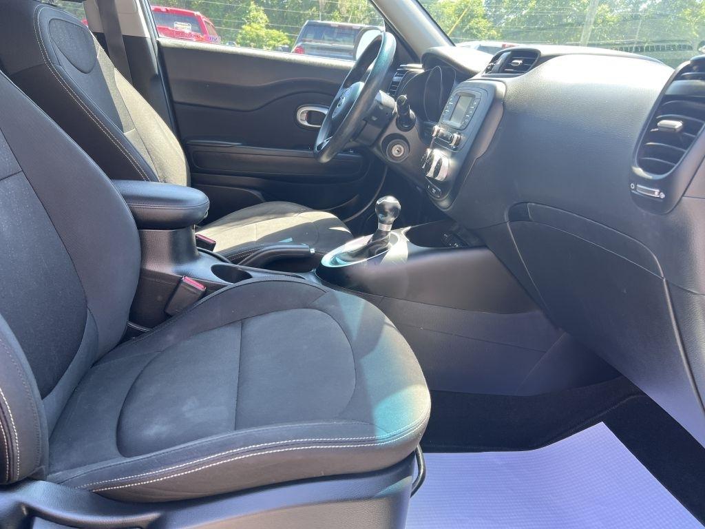 Kia Soul Base 6A 2016