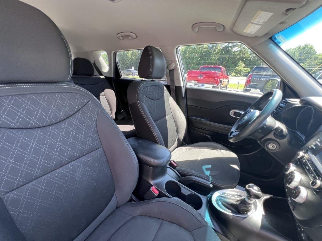 Kia Soul Base 6A 2016