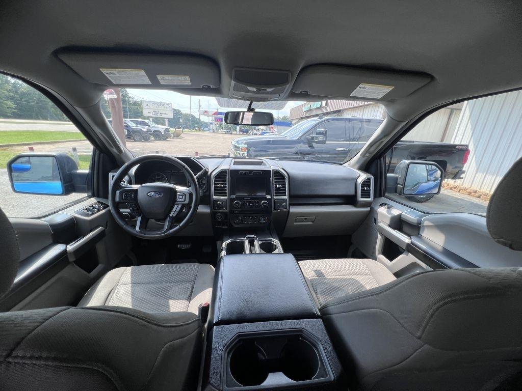 Ford F-150 XL SuperCrew 5.5-ft. Bed 4WD 2016