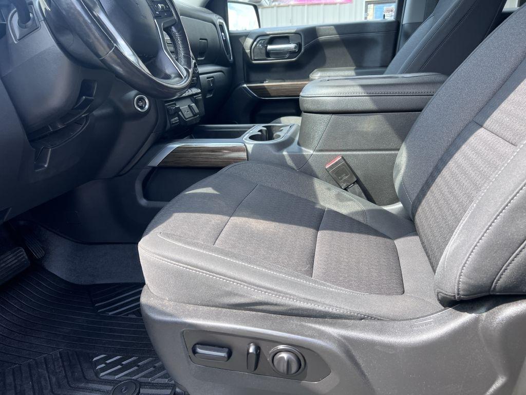 Chevrolet Silverado 1500 RST Crew Cab 4WD 2021