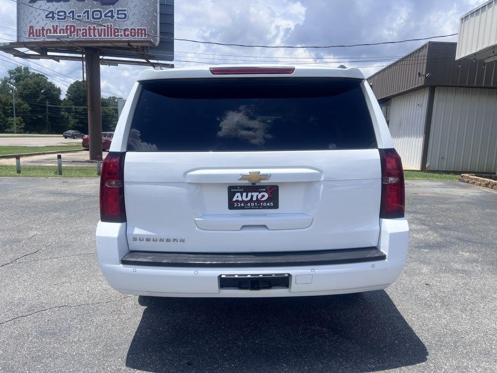 Chevrolet Suburban LT 1500 2WD 2015