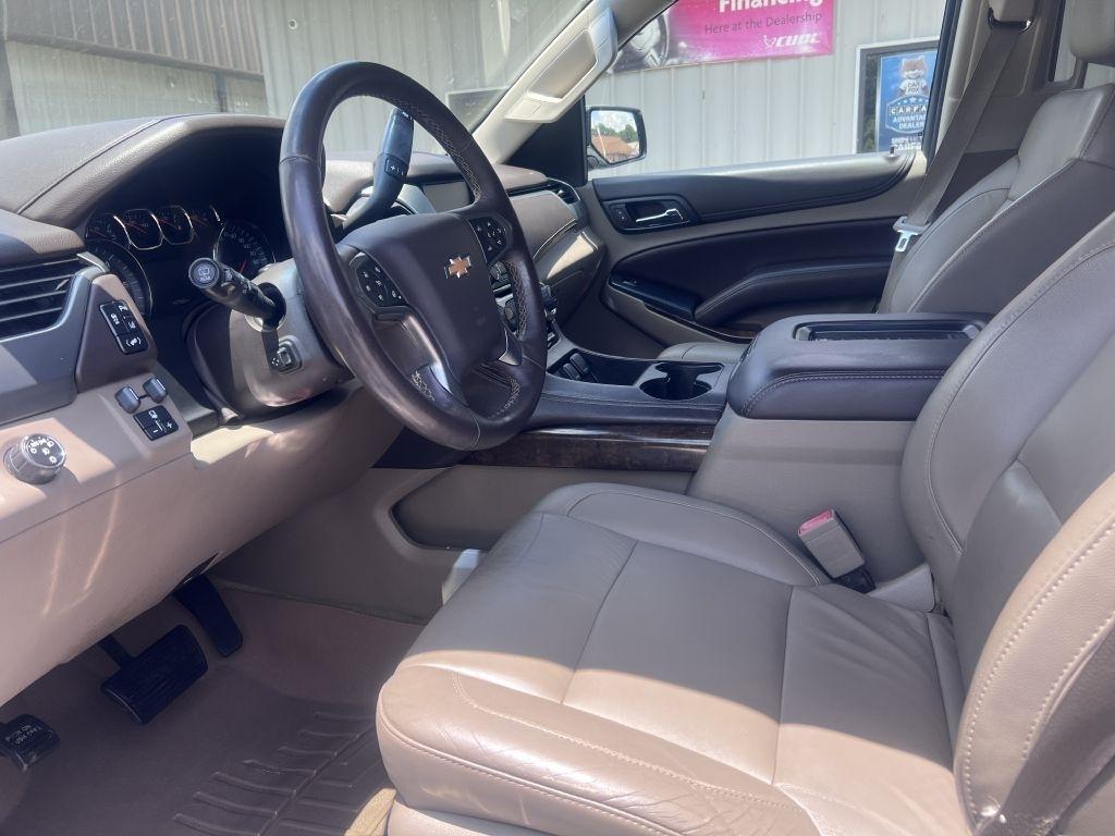Chevrolet Suburban LT 1500 2WD 2015