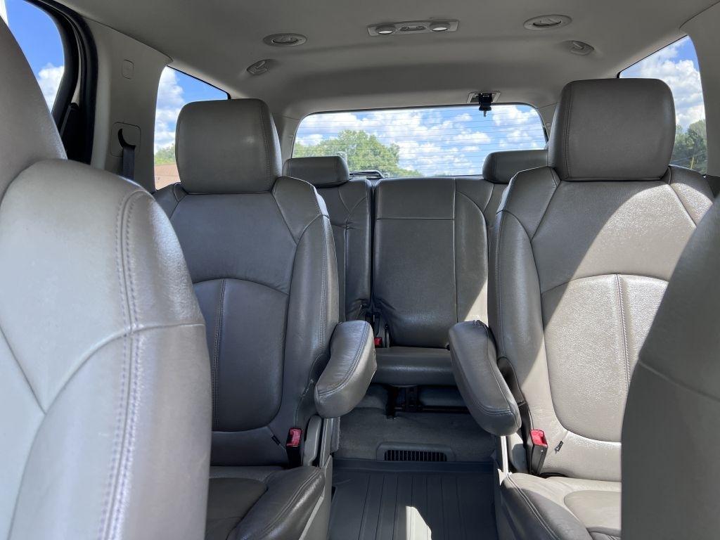 GMC Acadia SLE-2 FWD 2011