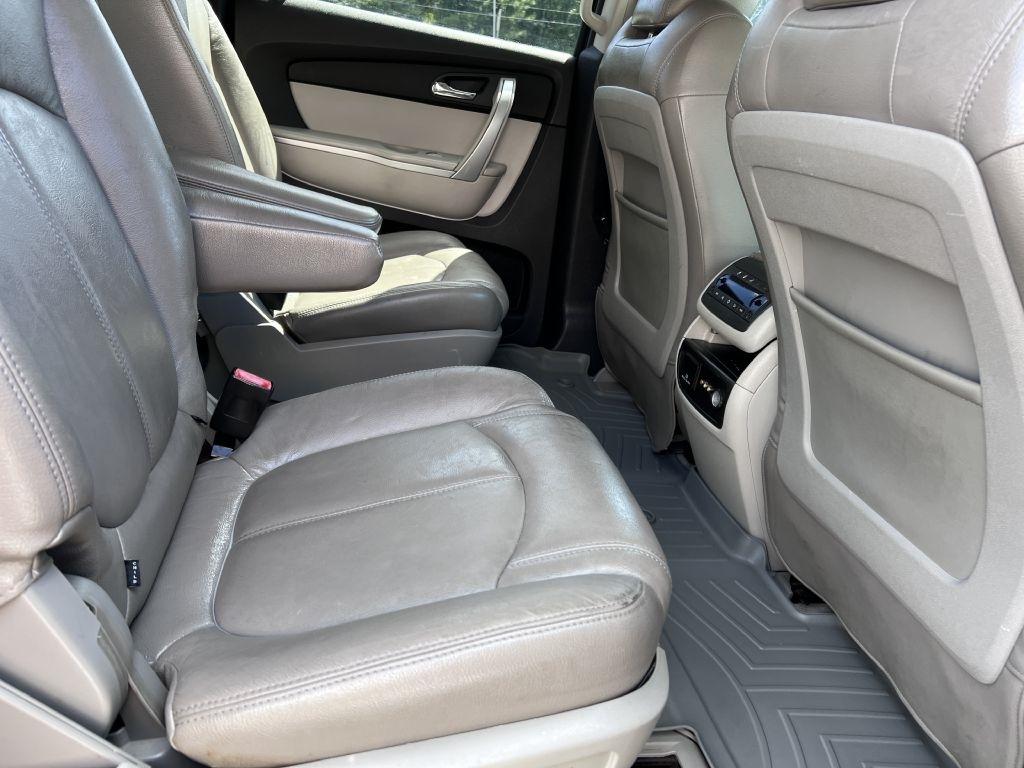 GMC Acadia SLE-2 FWD 2011