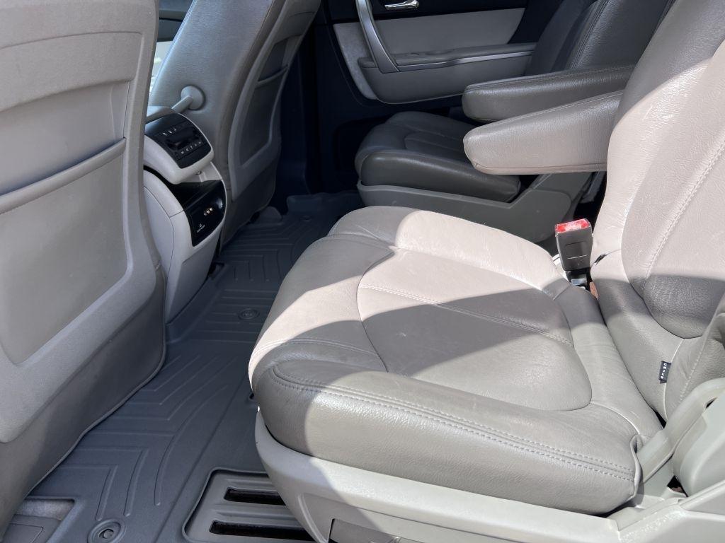 GMC Acadia SLE-2 FWD 2011
