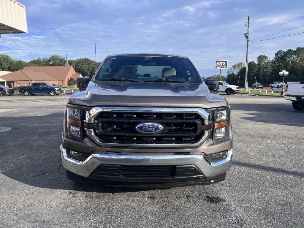 Ford F-150 2WD SuperCrew 139" XLT 2023