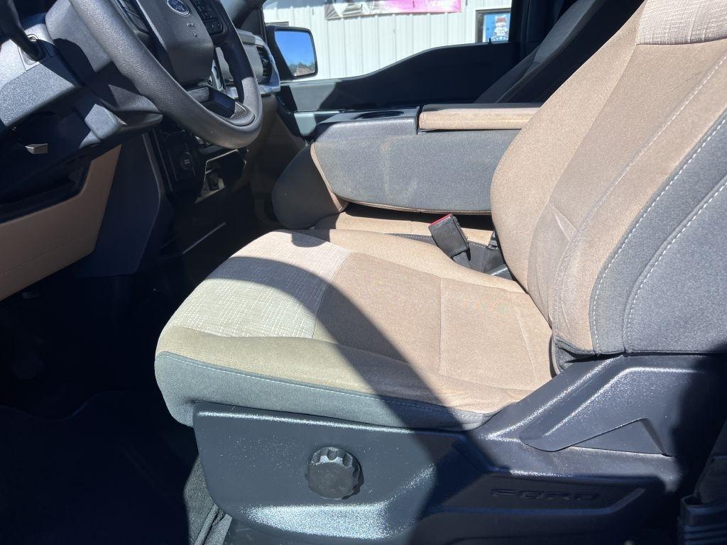Ford F-150 2WD SuperCrew 139" XLT 2023