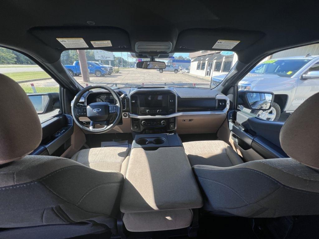 Ford F-150 2WD SuperCrew 139" XLT 2023