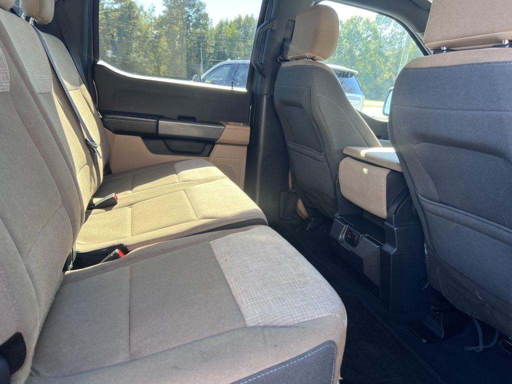 Ford F-150 2WD SuperCrew 139" XLT 2023