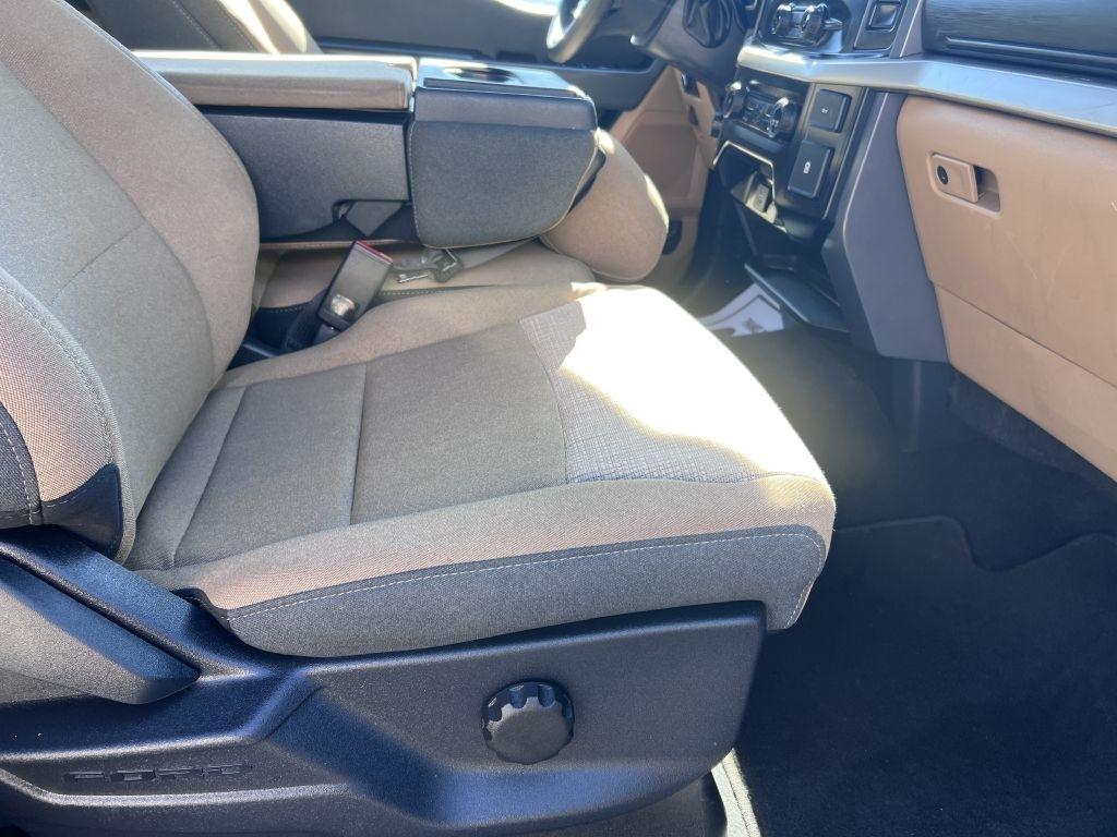 Ford F-150 2WD SuperCrew 139" XLT 2023