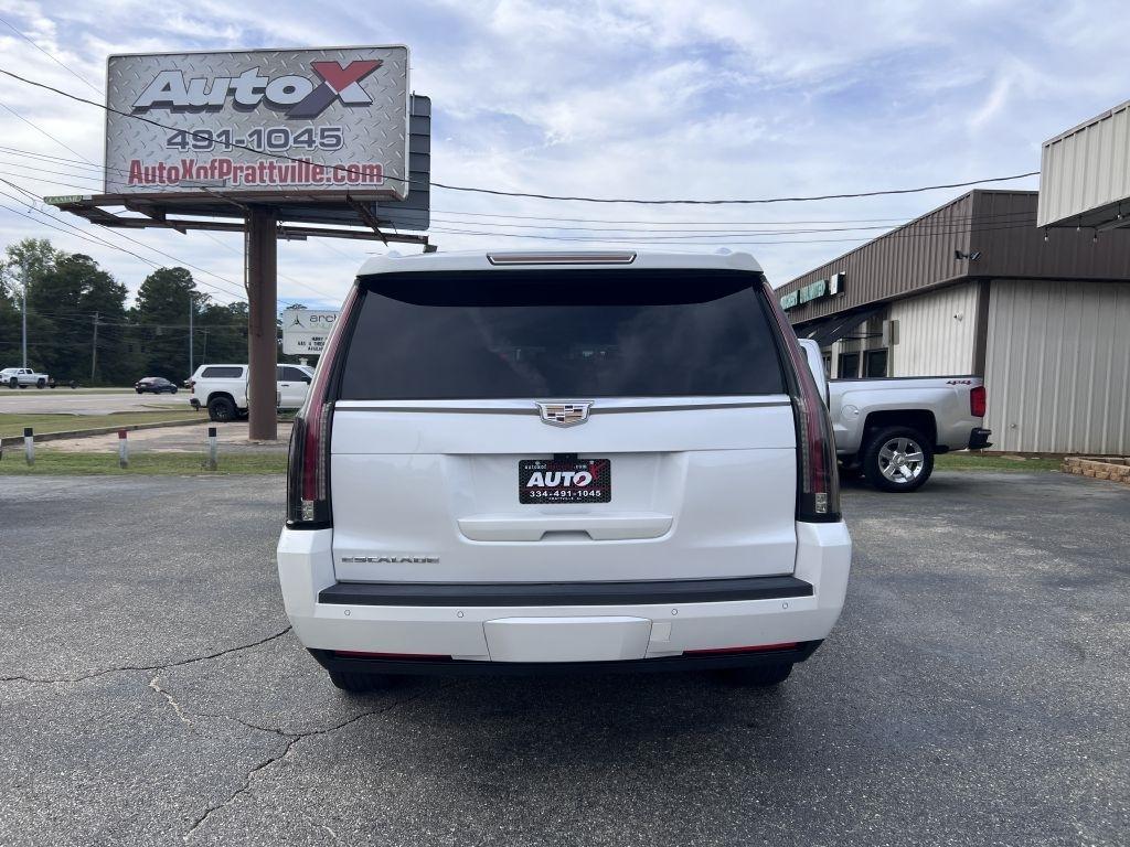 Cadillac Escalade ESV 2WD Premium 2017