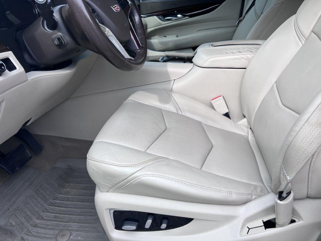 Cadillac Escalade ESV 2WD Premium 2017