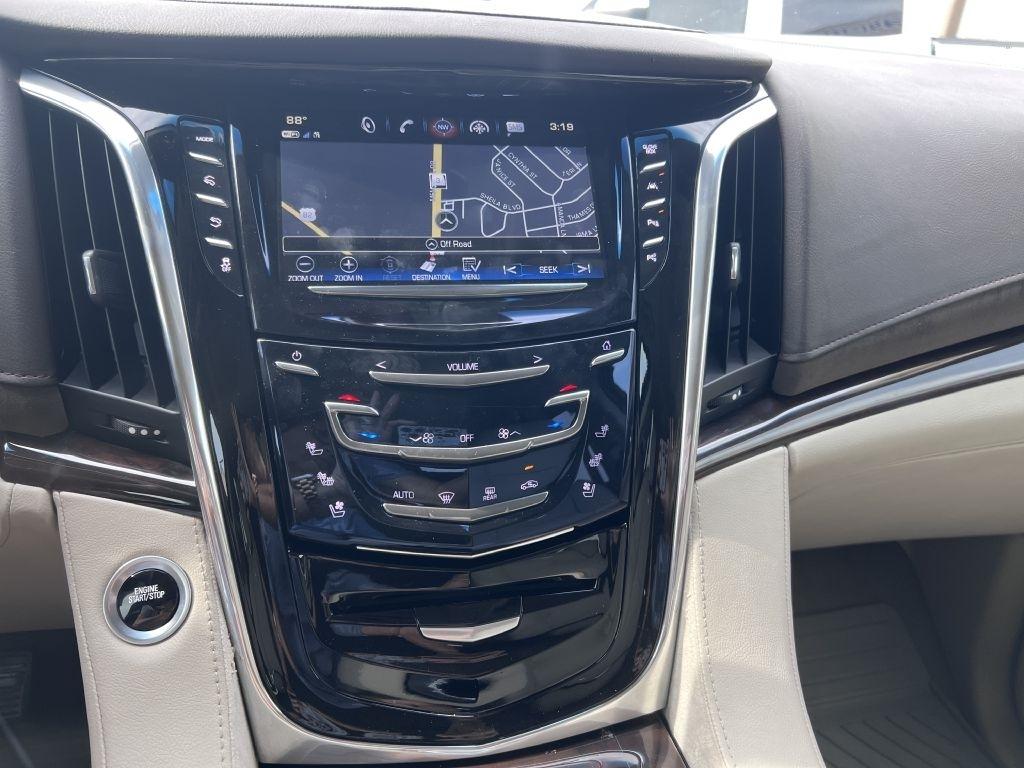 Cadillac Escalade ESV 2WD Premium 2017