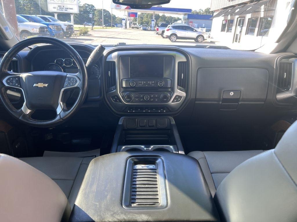 2018 Chevrolet Silverado 1500 LTZ - Photo 12