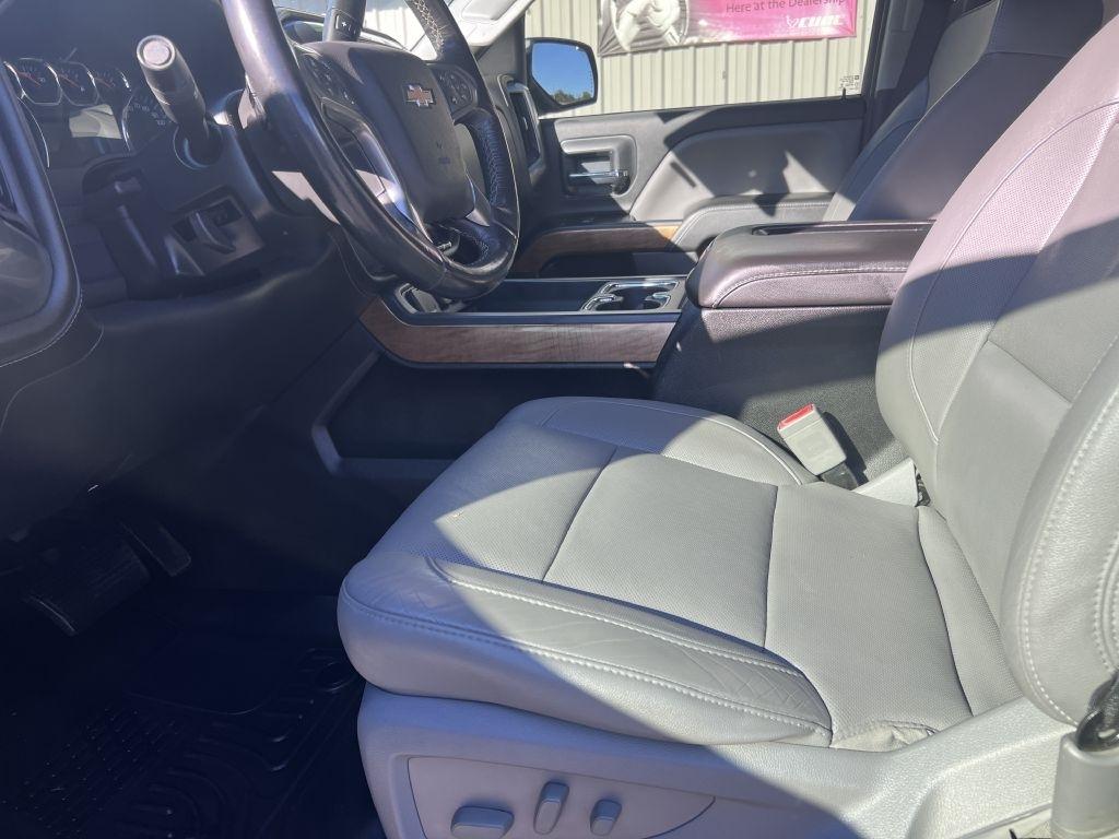 2018 Chevrolet Silverado 1500 LTZ - Photo 15