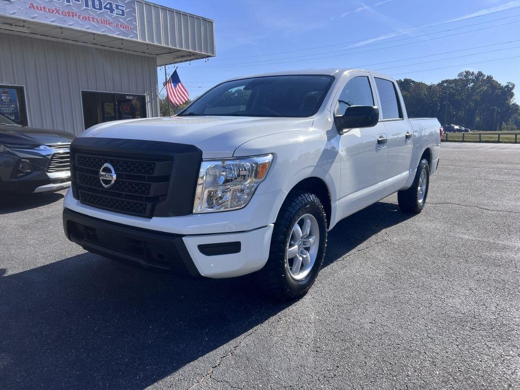Nissan Titan S Crew Cab 2WD 2022