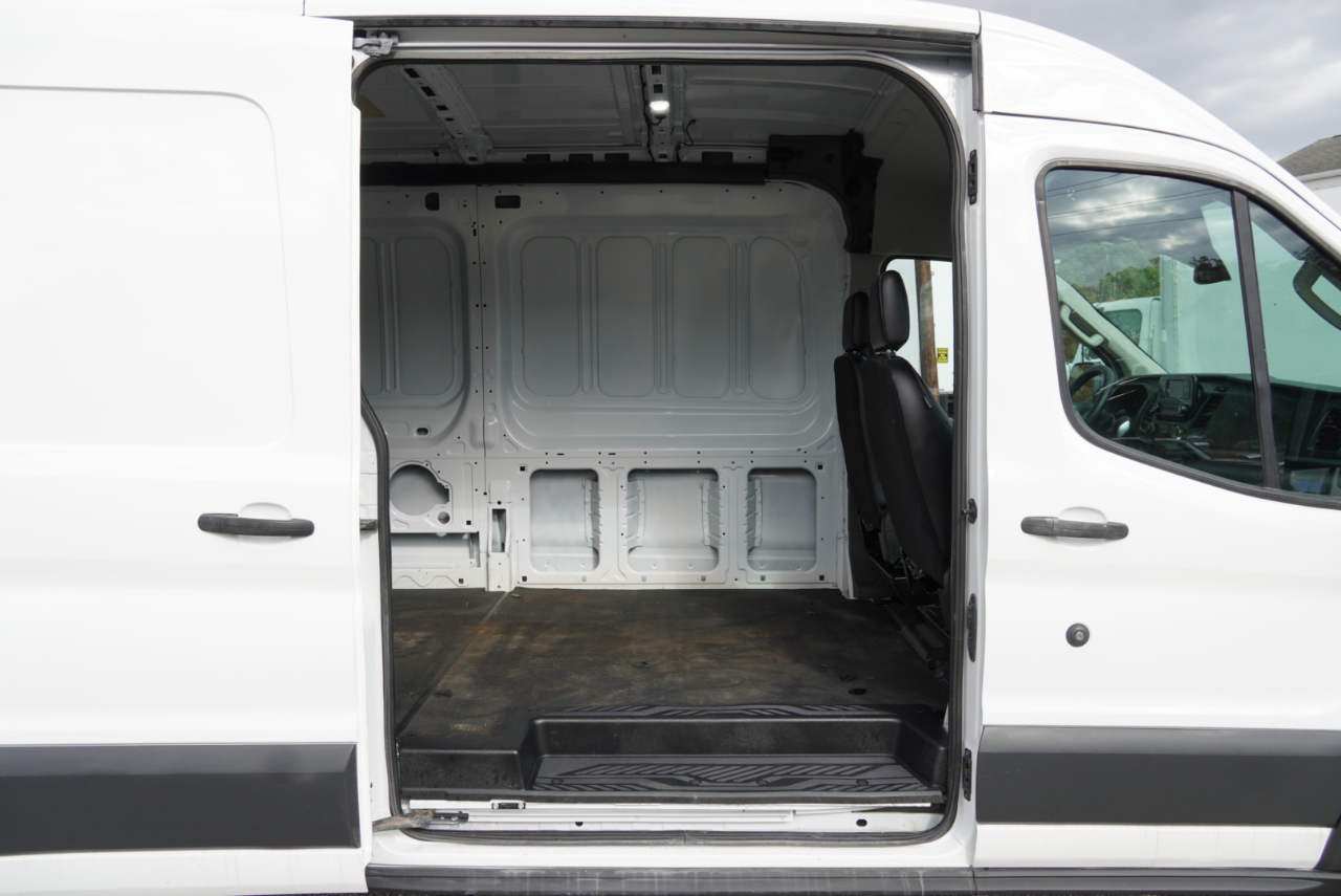 Ford Transit  2022 Ford Transit  2022