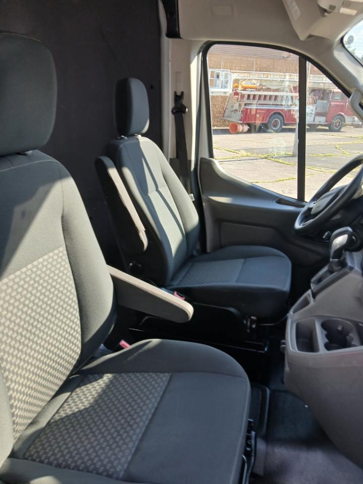 Ford Transit  2023