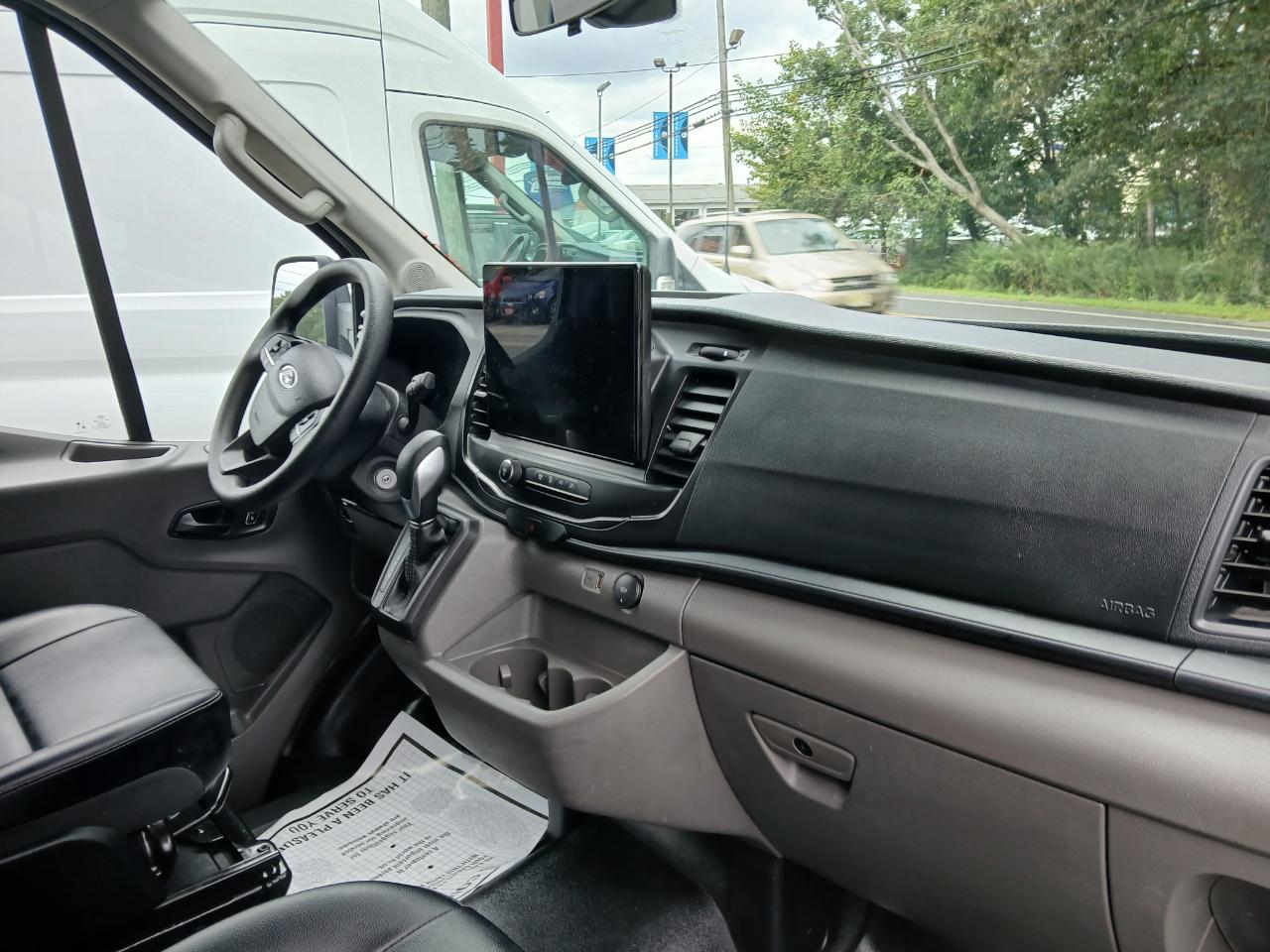 Ford Transit 250 Van 2024