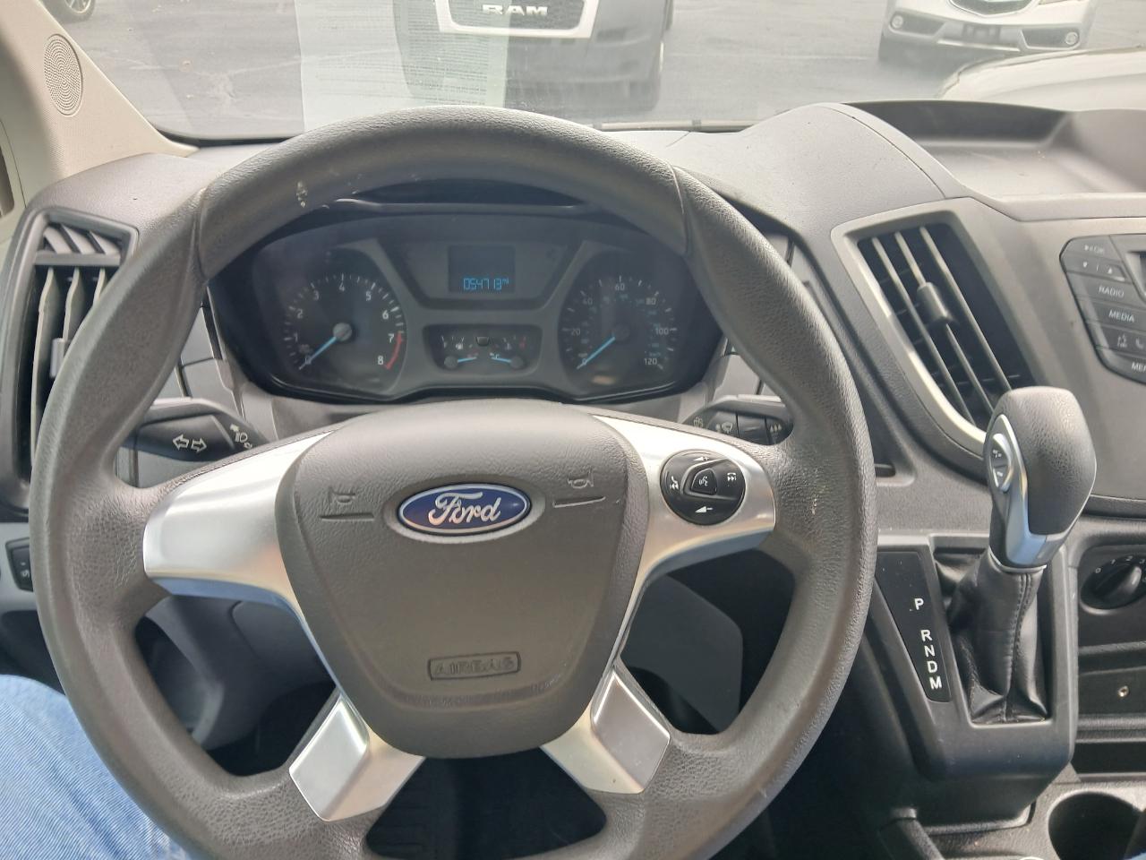 Ford Transit 350 Van High Roof w/Sliding Pass. 148-in. WB EL 2019