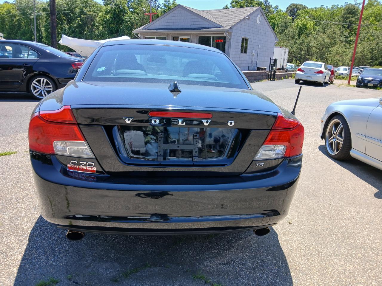 Volvo C70  2011