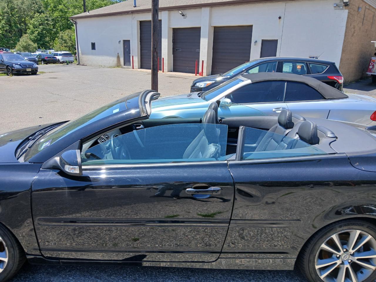 Volvo C70  2011