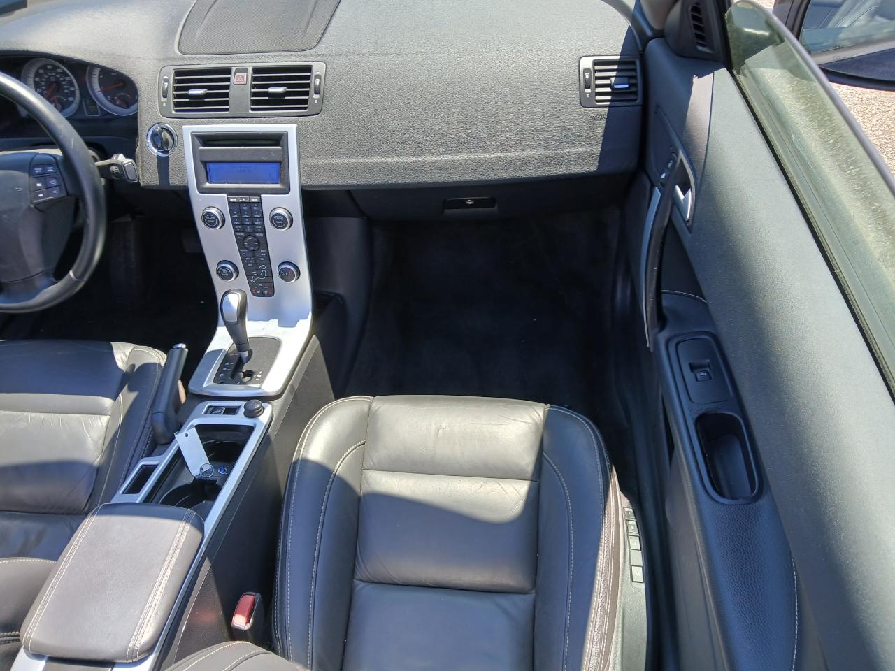 Volvo C70  2011
