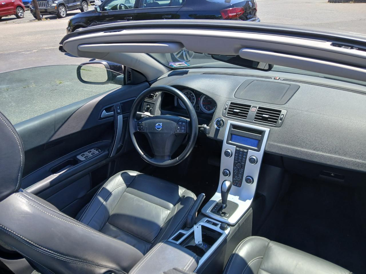 Volvo C70  2011