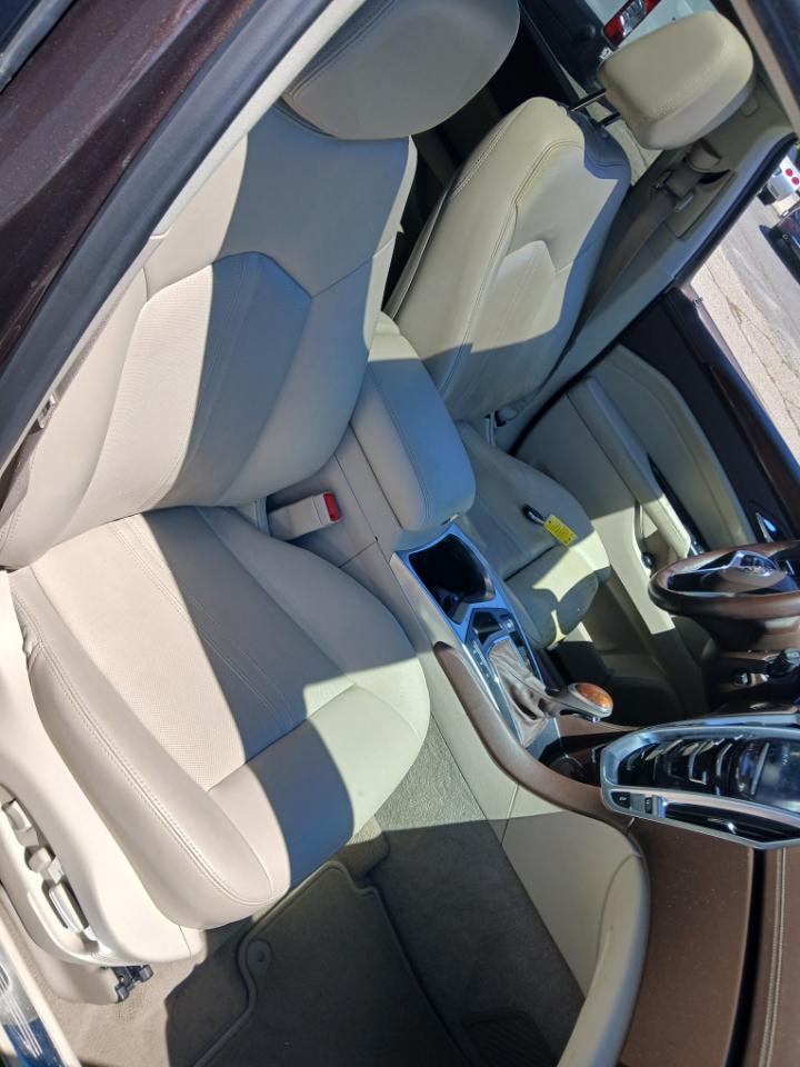 Cadillac SRX Performance Collection FWD 2016