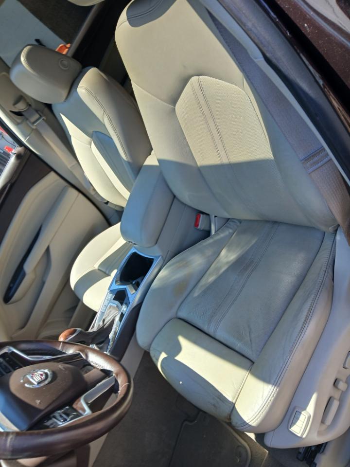 Cadillac SRX Performance Collection FWD 2016