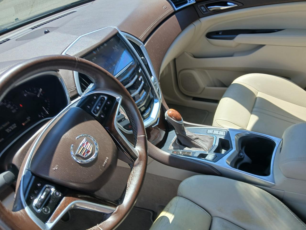 Cadillac SRX Performance Collection FWD 2016