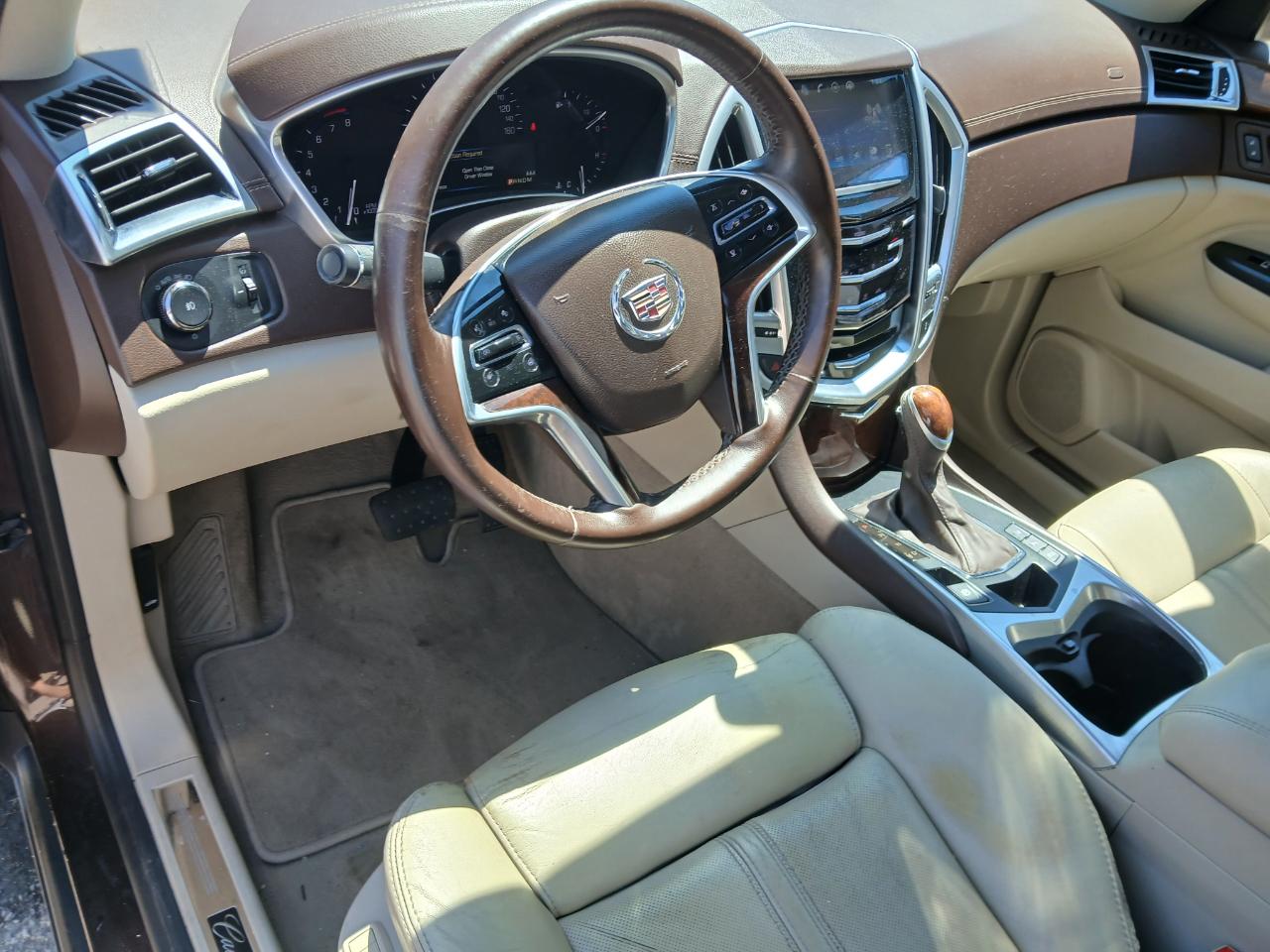 Cadillac SRX Performance Collection FWD 2016