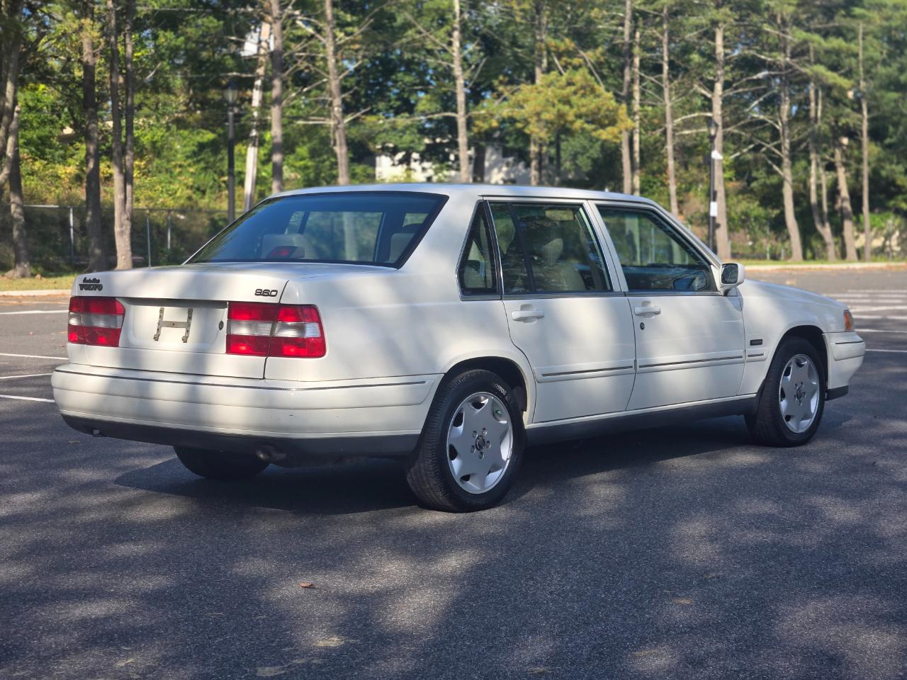 Volvo 960 4dr Sdn 1995