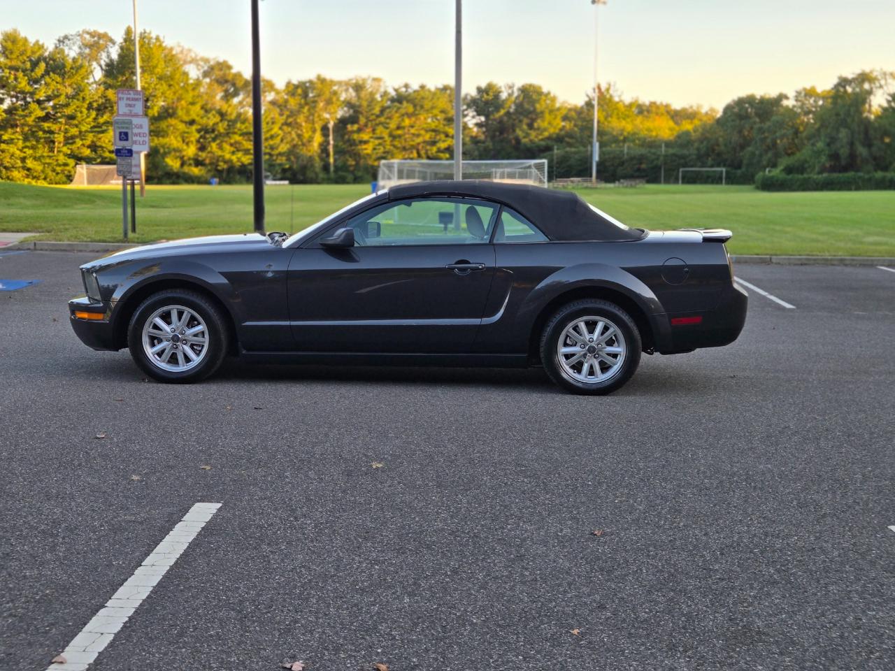 Ford Mustang V6 Premium Convertible 2008