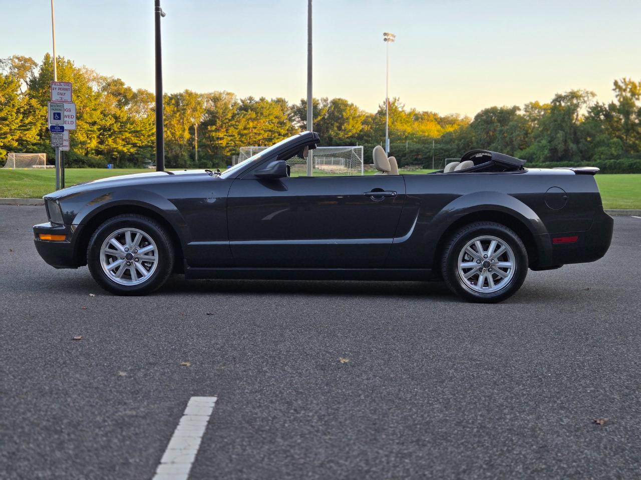 Ford Mustang V6 Premium Convertible 2008