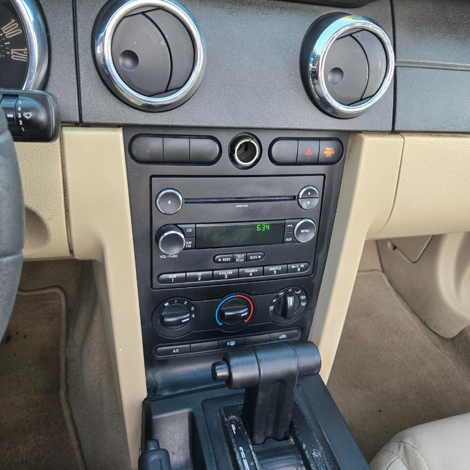 Ford Mustang V6 Premium Convertible 2008