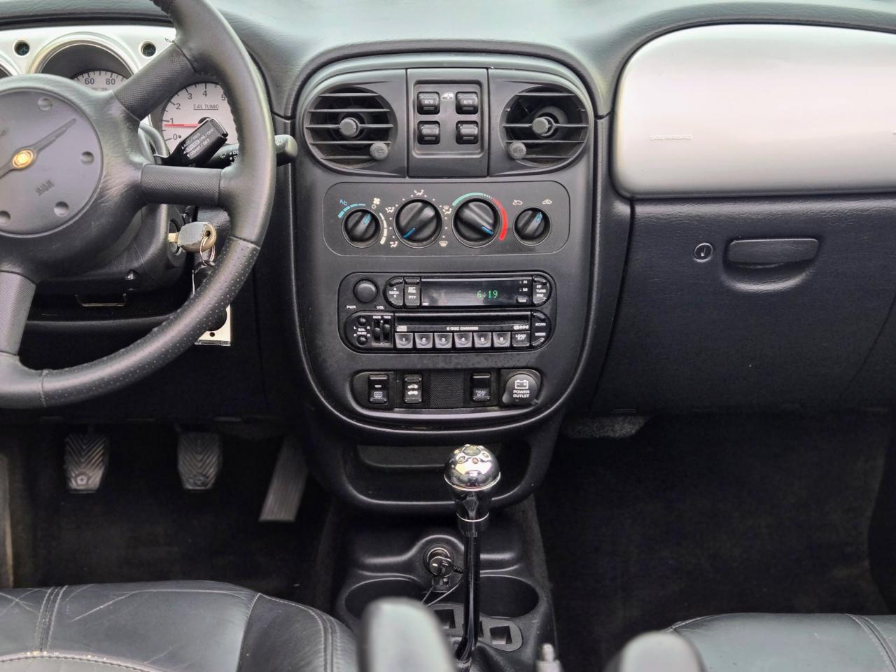 Chrysler PT Cruiser GT Convertible 2005
