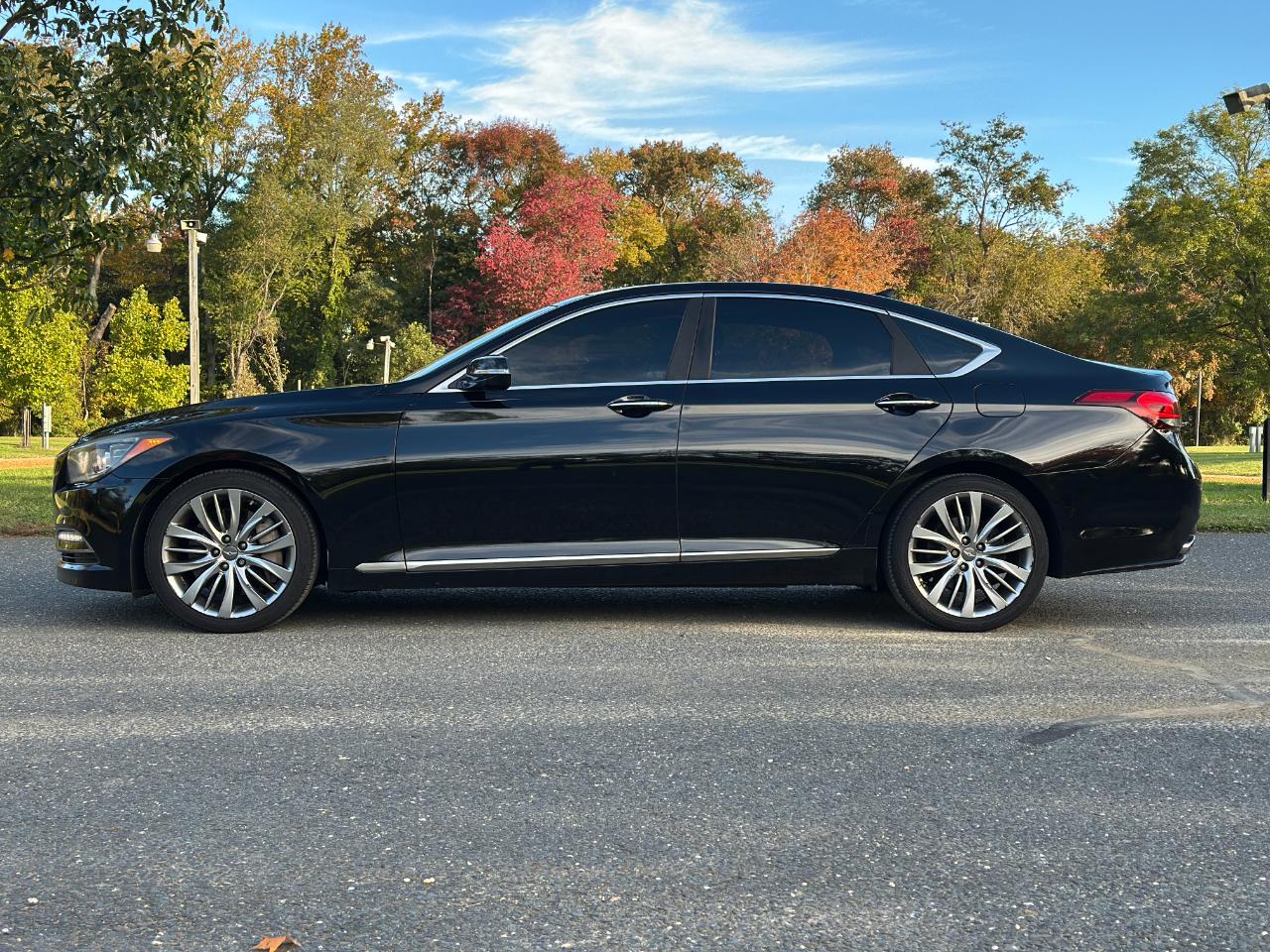 Hyundai Genesis 5.0L RWD 2015