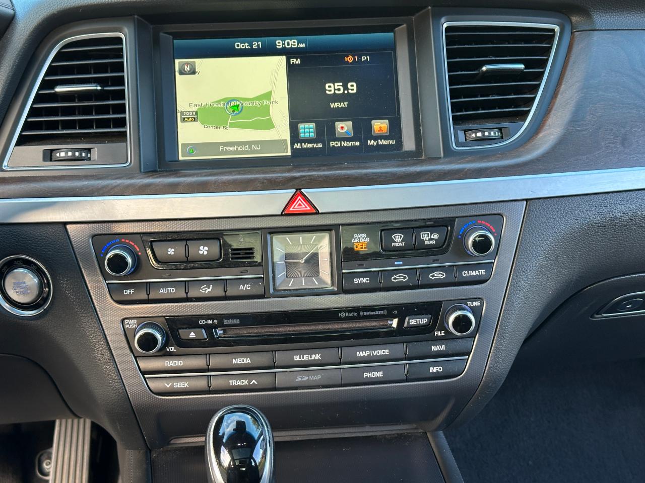 Hyundai Genesis 5.0L RWD 2015