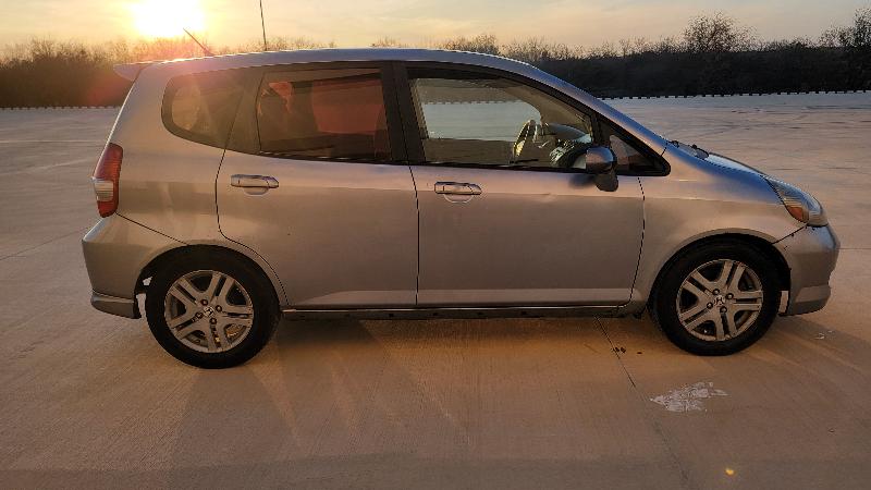 Honda Fit Sport 5-Speed AT 2008