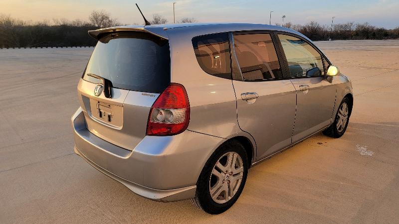 Honda Fit Sport 5-Speed AT 2008
