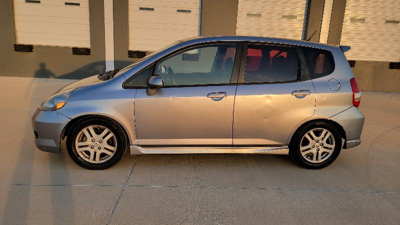 Honda Fit Sport 5-Speed AT 2008